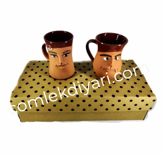 EMOJİ KUPA HEDİYE KUTUSU