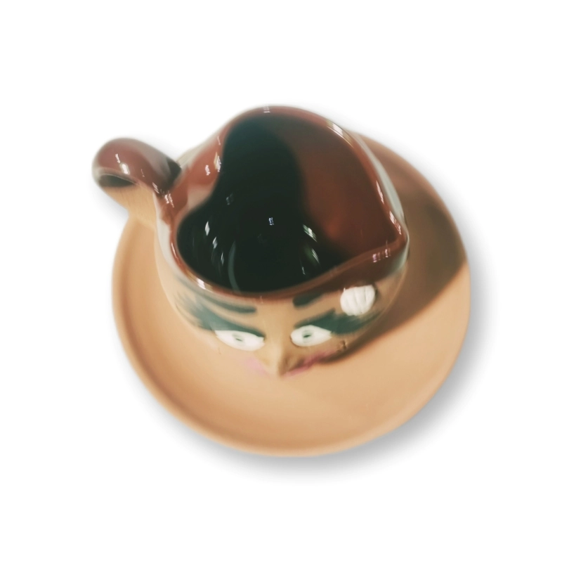TOPRAK FİNCAN KADIN EMOJİ KALPLİ