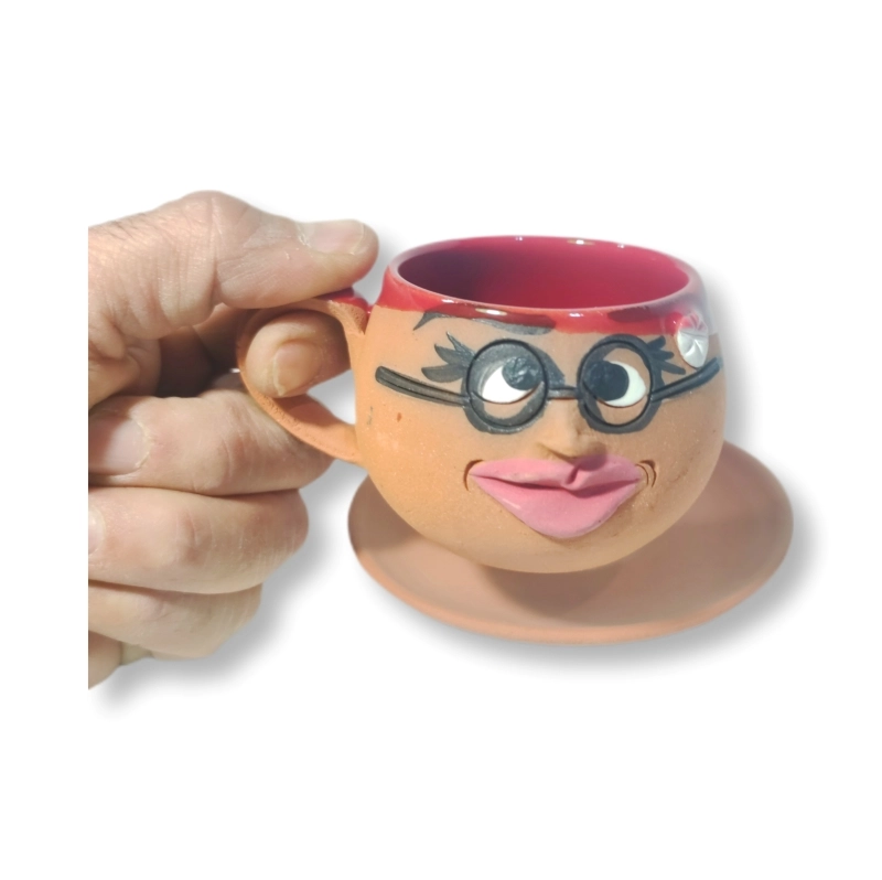 TOPRAK YUVARLAK FİNCAN EMOJİ KADIN