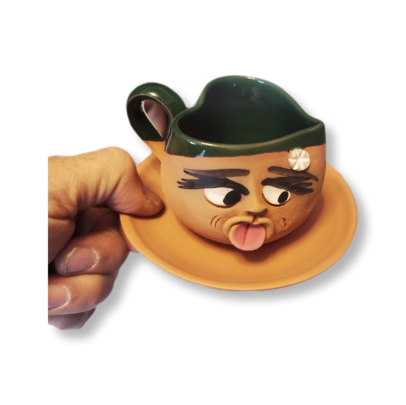TOPRAK KALPLİ FİNCAN EMOJİ KADIN