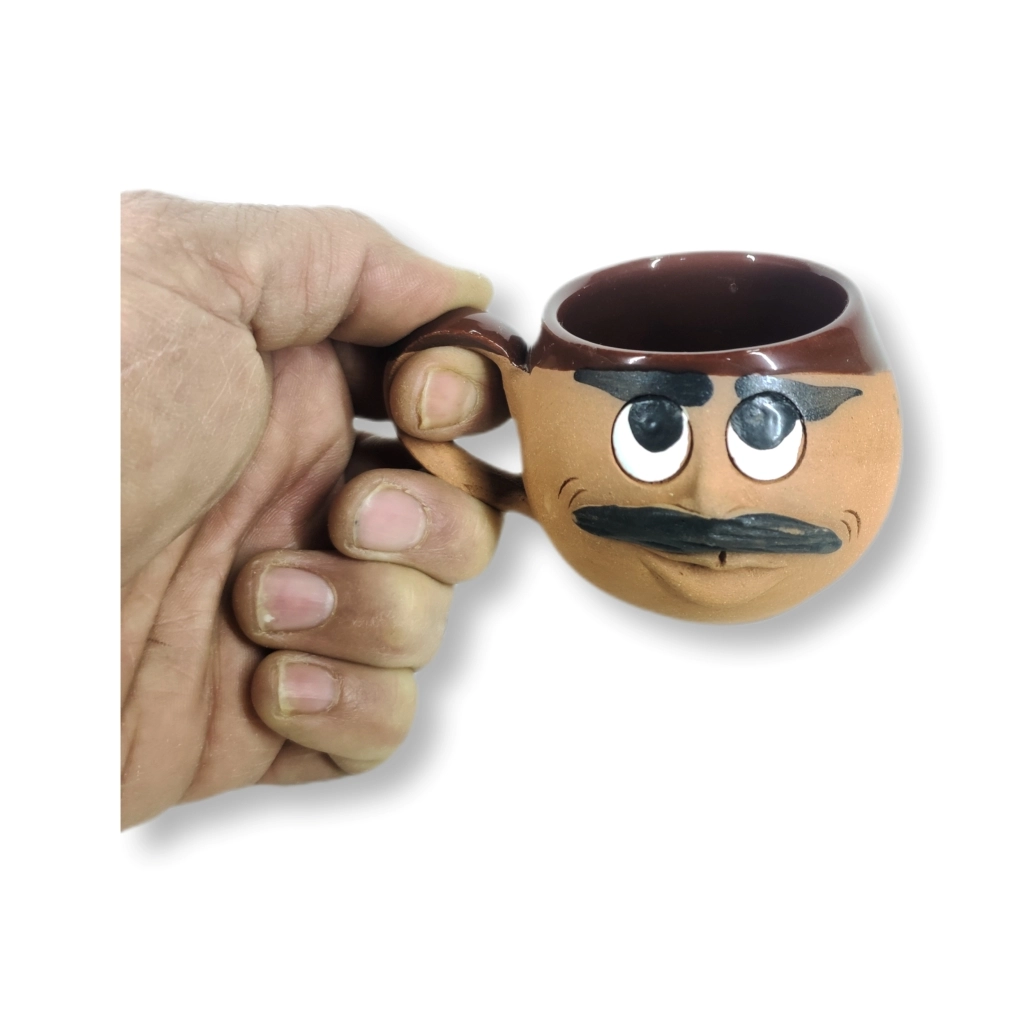 TOPRAK YUVARLAK FİNCAN EMOJİ ERKEK