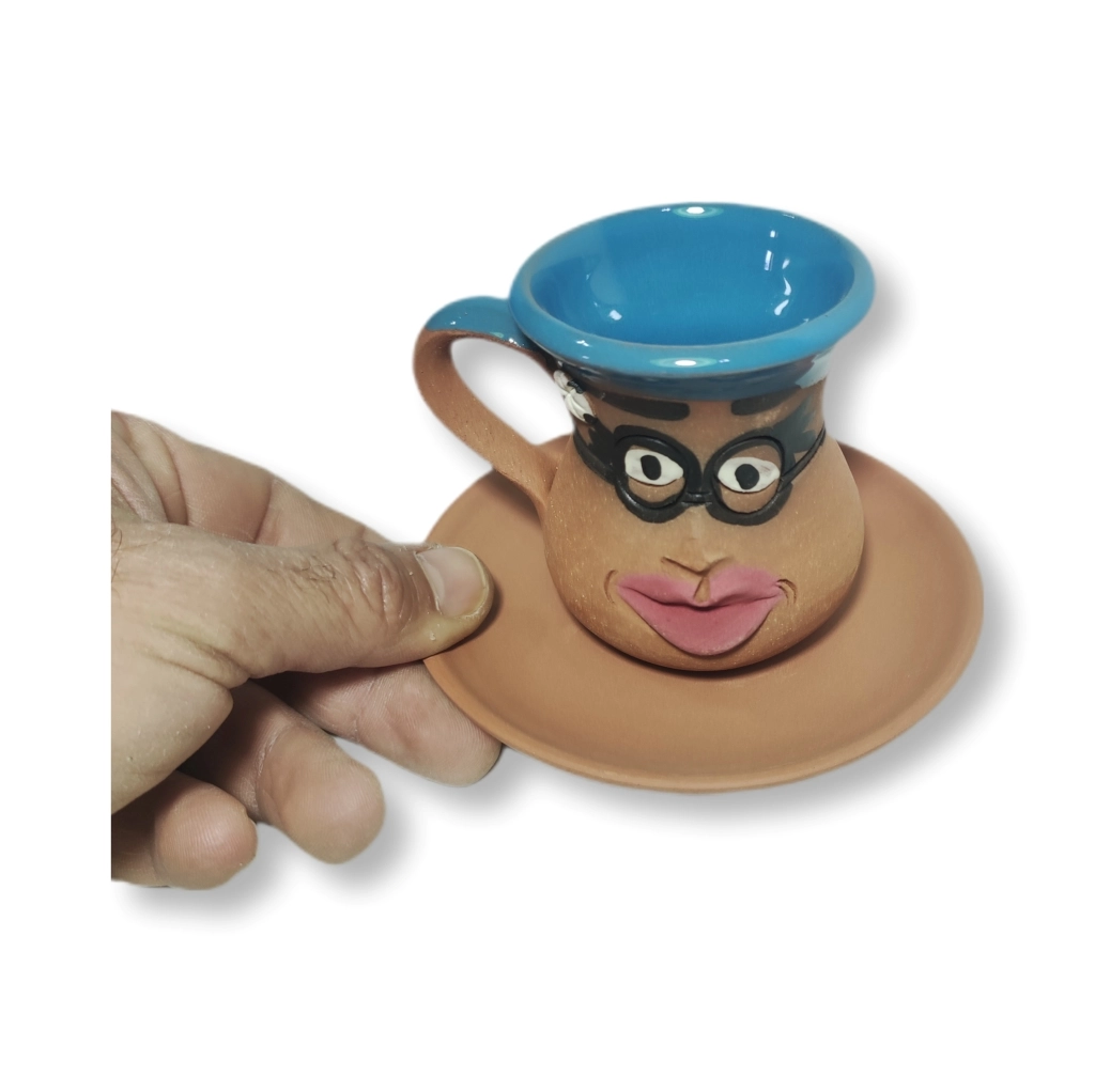 TOPRAK KLASİK FİNCAN EMOJİ KADIN